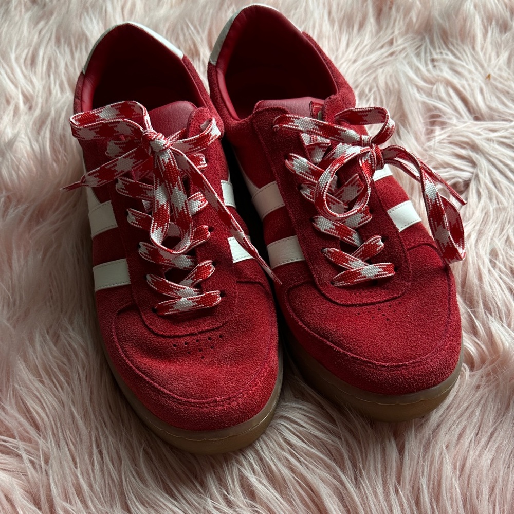 Gola Women's Red and White Sneakers